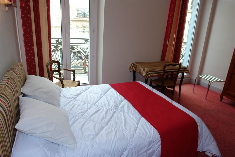 Regina Boutique Hotel Avignon Room photo